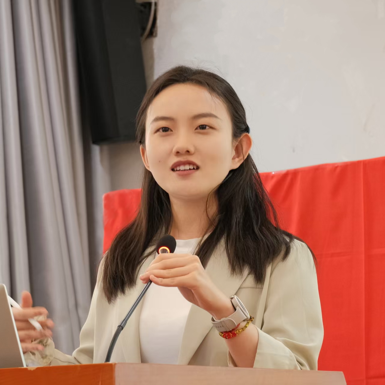 孙志艺.jpg